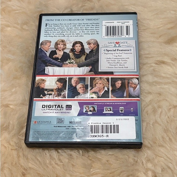 Grace and Frankie Season One DVD - Picture 2 of 2